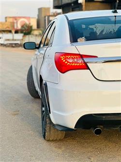 Chrysler 200